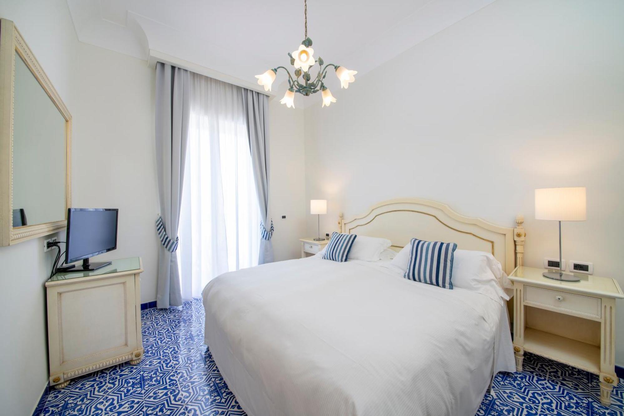 Hotel La Reginella Resort&Spa Lacco Ameno  Esterno foto